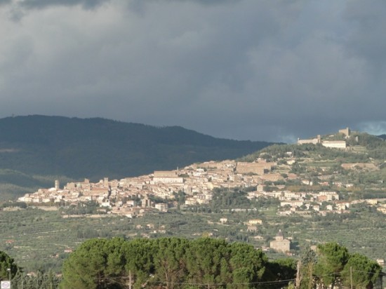 Foto panoramica di Cortona